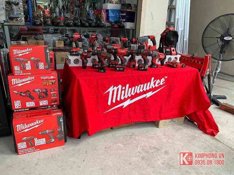 Nhà phân phối Milwaukee BMT